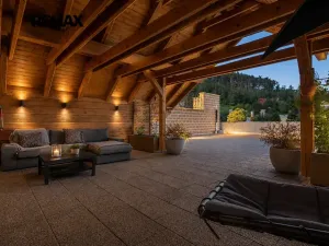 Prodej vily, Králův Dvůr, Pod Lesem, 296 m2