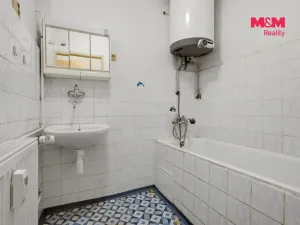 Prodej bytu 3+1, Jince, Čenkovská, 69 m2