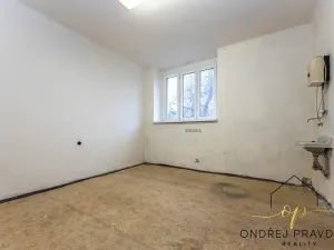 Prodej bytu 2+kk, Praha - Hloubětín, V chaloupkách, 58 m2