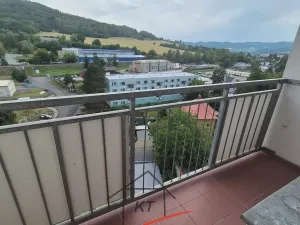 Pronájem bytu 1+kk, Děčín, Žerotínova, 35 m2