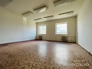 Pronájem kanceláře, Hradec Králové, Přemyslova, 33 m2