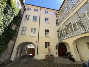 Pronájem bytu 3+1, Praha - Malá Strana, Sněmovní, 85 m2