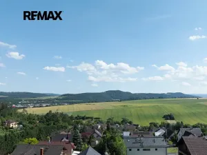 Prodej vily, Králův Dvůr, Pod Lesem, 708 m2