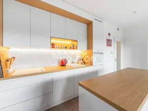 Pronájem bytu 4+kk, Praha - Ruzyně, Stochovská, 91 m2