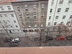 Pronájem bytu 2+1, Praha - Žižkov, Roháčova, 80 m2