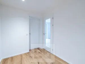 Pronájem bytu 2+kk, Praha - Radlice, 55 m2