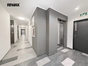 Pronájem bytu 2+kk, Praha - Hlubočepy, Hugo Haase, 55 m2