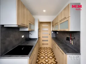 Pronájem bytu 3+1, České Budějovice - České Budějovice 2, Bezdrevská, 78 m2