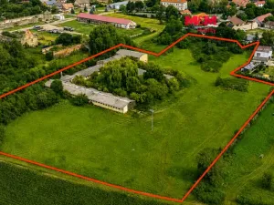 Prodej komerčního pozemku, Hostovlice, 14865 m2