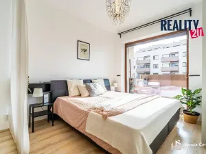Pronájem bytu 1+kk, Brno, Kigginsova, 52 m2