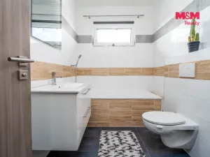 Prodej rodinného domu, Vodochody - Hoštice, Na Kopečku, 90 m2