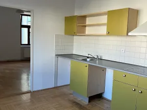 Pronájem bytu 1+1, Praha, Bělohorská, 40 m2