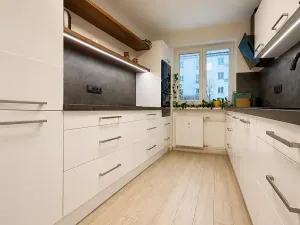 Pronájem bytu 2+1, Pardubice, Jiránkova, 63 m2