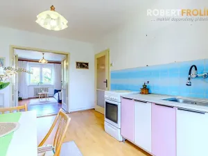 Prodej bytu 2+1, Praha - Bubeneč, Ve struhách, 48 m2