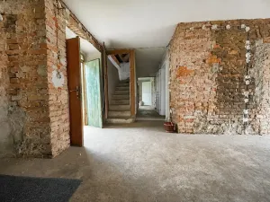 Prodej rodinného domu, Lázně Bělohrad, 302 m2