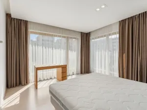 Pronájem bytu 4+kk, Praha - Karlín, Za Karlínským přístavem, 157 m2