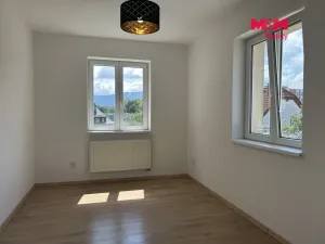 Pronájem bytu 3+1, Liberec, Pavlovická, 74 m2