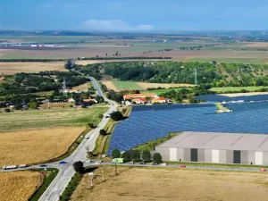Prodej skladu, Ledce, 23590 m2