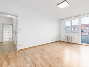 Pronájem bytu 2+1, Veselí nad Lužnicí, Pod Markem, 56 m2