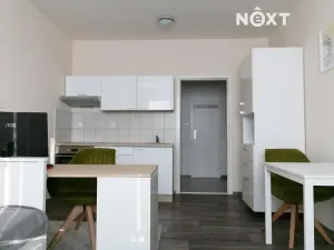 Pronájem bytu 1+kk, Zlín, U Trojáku, 27 m2
