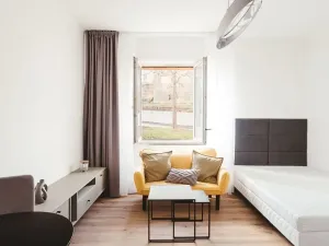 Pronájem bytu 1+kk, Praha - Strašnice, Petrovická, 23 m2
