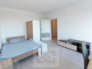 Pronájem bytu 1+kk, Praha - Modřany, Angelovova, 31 m2