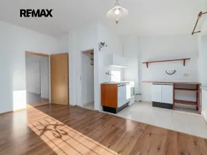 Prodej bytu 2+1, Plzeň, Ořechová, 70 m2