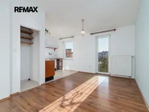 Prodej bytu 2+1, Plzeň, Ořechová, 70 m2