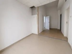 Pronájem výrobních prostor, Brno, Šujanovo náměstí, 134 m2