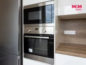 Prodej bytu 2+1, Ostrava - Mariánské Hory, Korunní, 58 m2