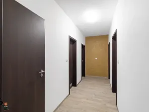 Prodej bytu 4+kk, Ostrava, Jantarová, 91 m2