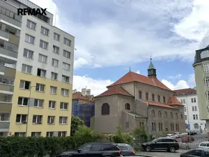 Pronájem bytu 3+1, Praha - Žižkov, Jeseniova, 73 m2