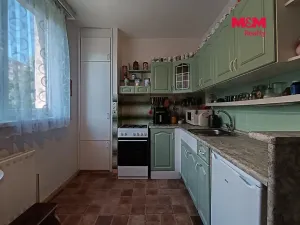 Prodej bytu 3+1, Orlová - Lutyně, Lesní, 58 m2