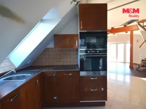 Pronájem kanceláře, Praha - Hloubětín, V Novém Hloubětíně, 162 m2