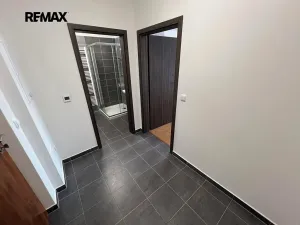 Pronájem bytu 1+kk, Lavičky, 39 m2