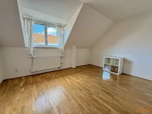 Pronájem bytu 2+kk, Praha - Vinohrady, Přemyslovská, 61 m2