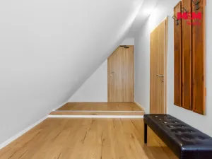 Prodej bytu 3+kk, Horní Lhota, 135 m2