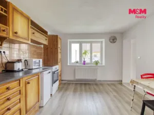 Prodej rodinného domu, Lnáře, 205 m2