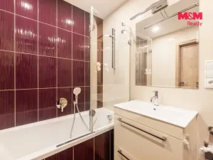 Prodej bytu 3+1, Zlín, Slezská, 69 m2