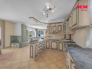Prodej rodinného domu, Černíkovice, 280 m2