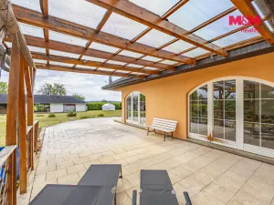 Prodej rodinného domu, Černíkovice, 280 m2
