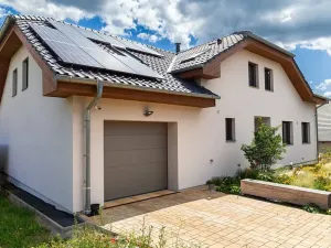 Prodej rodinného domu, Líšnice, 336 m2