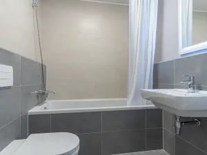 Pronájem bytu 2+kk, Praha - Karlín, Nekvasilova, 67 m2