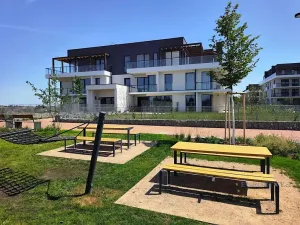 Pronájem bytu 1+kk, Praha - Dolní Chabry, Za Pískovnou, 41 m2