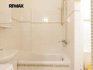 Prodej bytu 2+1, Praha - Nusle, Dačického, 43 m2
