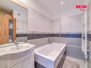 Prodej bytu 3+1, Bor, Přimdská, 61 m2