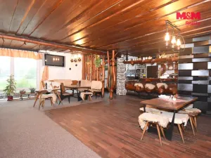 Prodej ubytování, Bílá, 900 m2