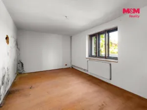 Prodej rodinného domu, Rynholec, nám. 1. máje, 363 m2