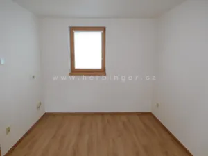 Pronájem bytu 1+kk, Šlapanice, Masarykovo náměstí, 23 m2