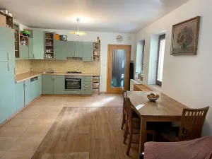 Prodej rodinného domu, Klecany, Na skalkách, 128 m2